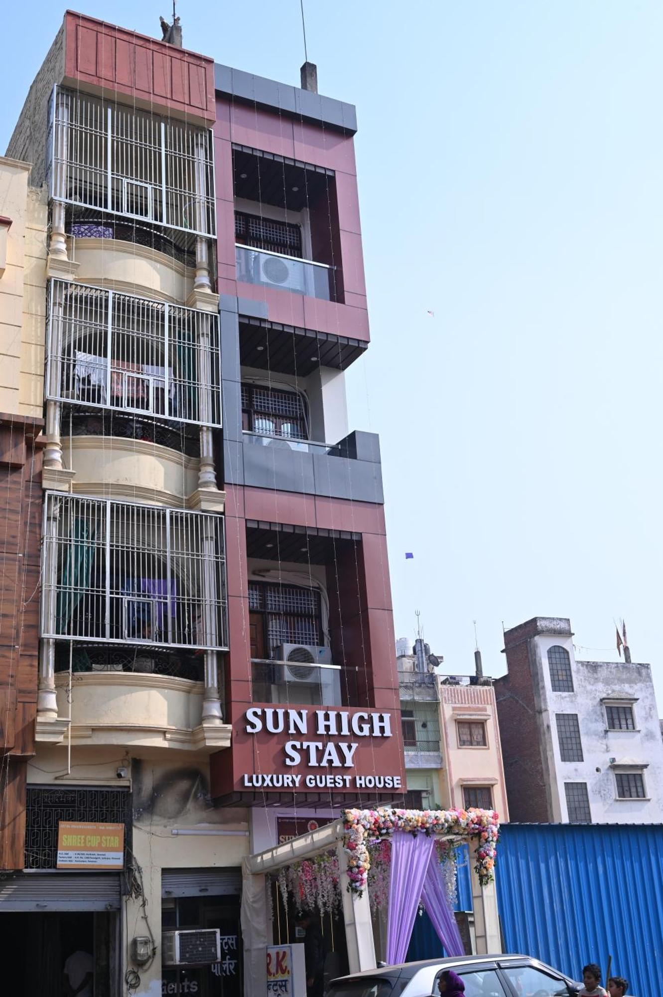 Sun High Stay Luxury Guest House Váránasí Exteriér fotografie